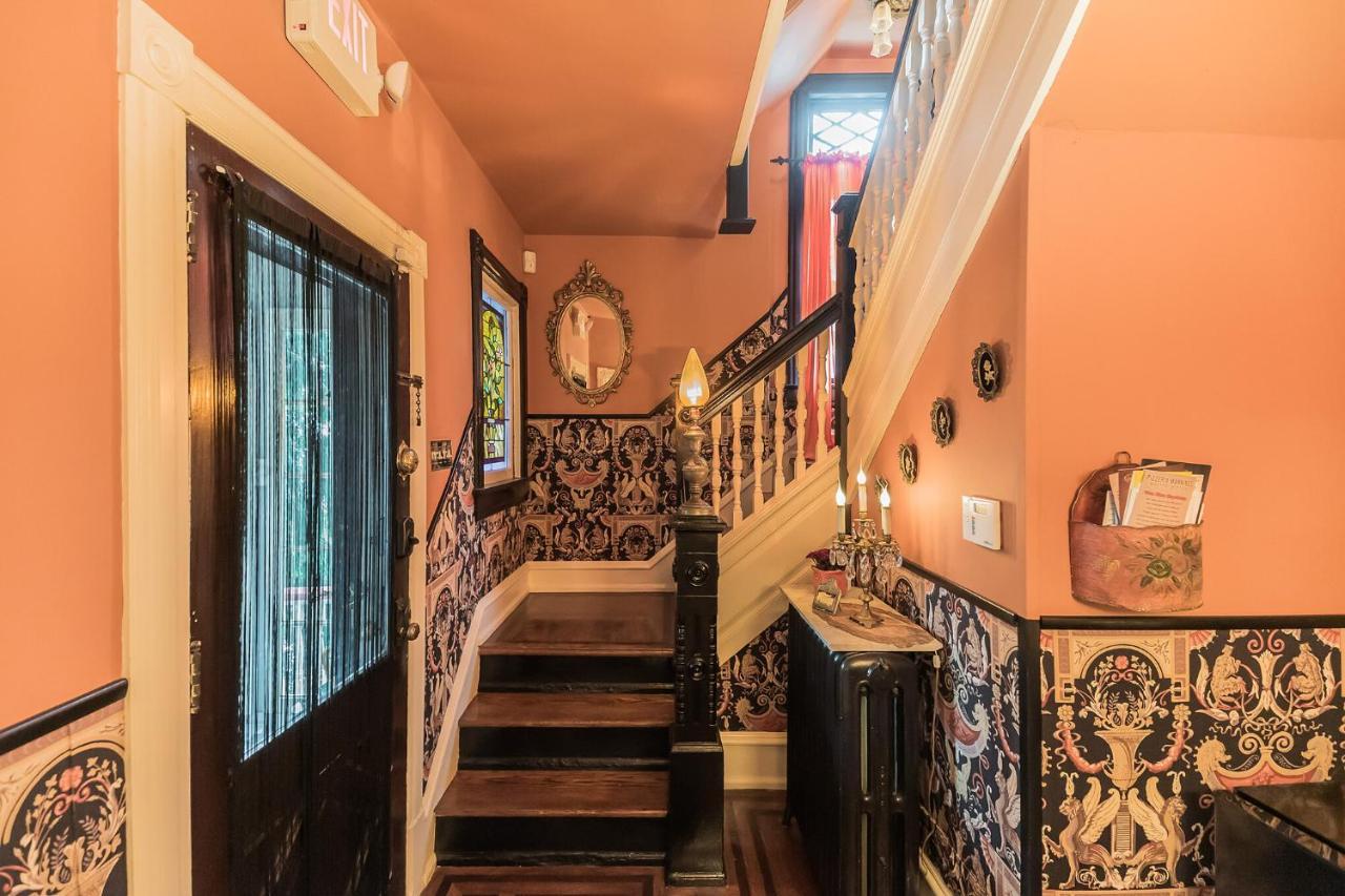 The Inn On Holly B&B Pitman Esterno foto